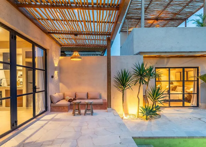 Soulana, Villa *